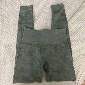 GYMSHARK CAMO LEGGING